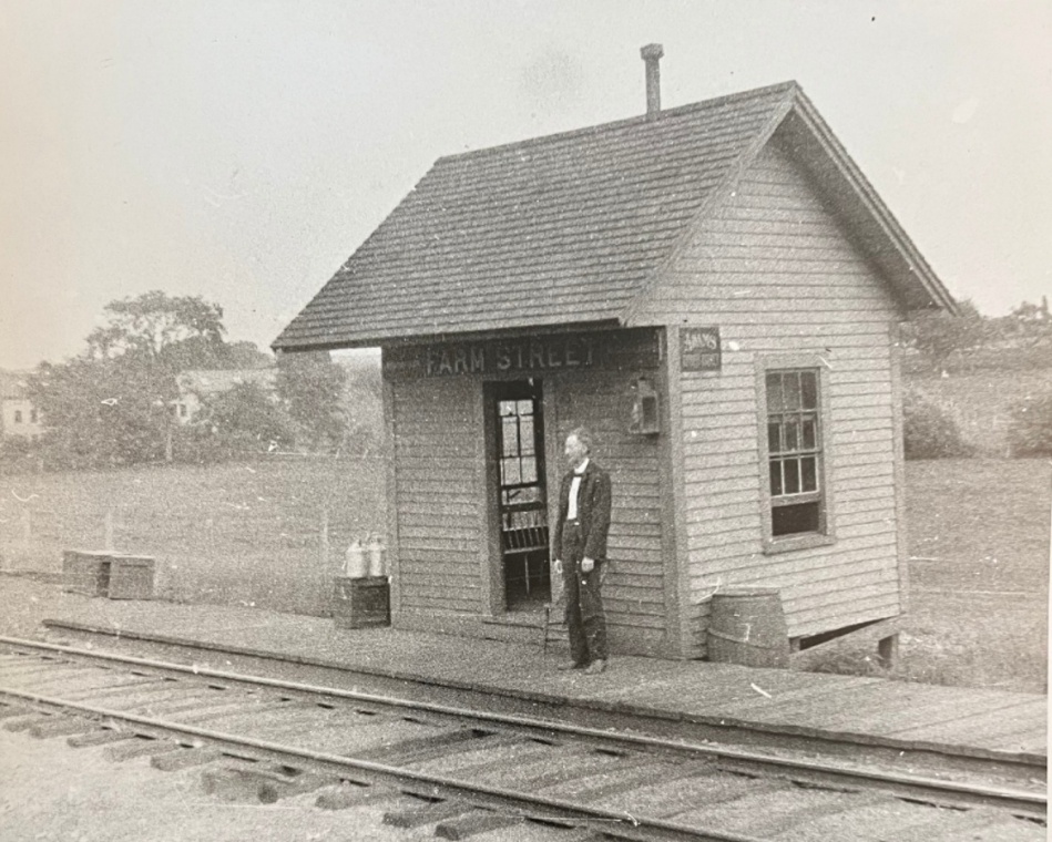 Farm Street Station photographed in 1909